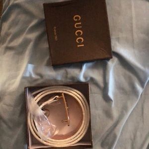 Size 32 Gucci belt